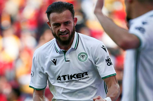 رقیب گولسیانی به تراکتور پیوست! - مگا ورزش رقیب گولسیانی به تراکتور پیوست!