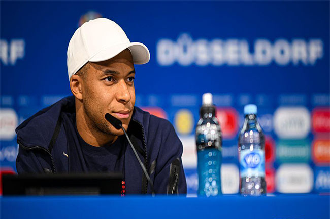 امباپه: انتظار ندارم در پاریس از من استقبال کنند! - مگا ورزش امباپه: انتظار ندارم در پاریس از من استقبال کنند!