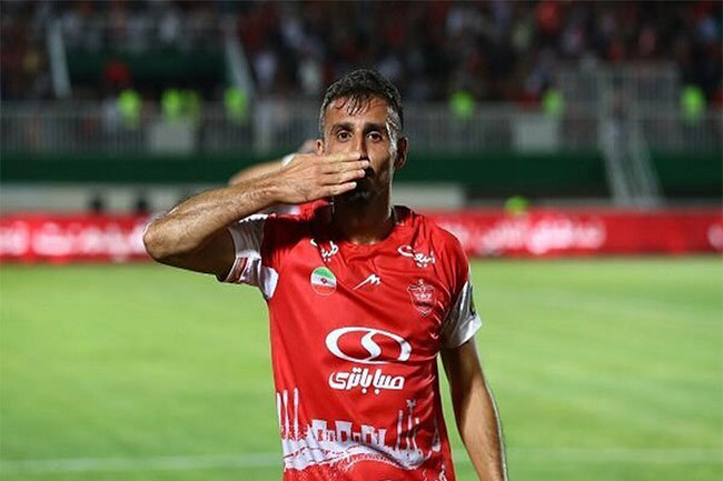 برق گاریدو سعید صادقی را گرفت - مگا ورزش برق گاریدو سعید صادقی را گرفت