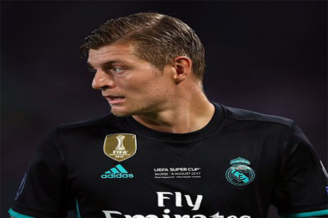 تونی کروس مقابل رئال قد علم کرد! - مگا ورزش تونی کروس مقابل رئال قد علم کرد!