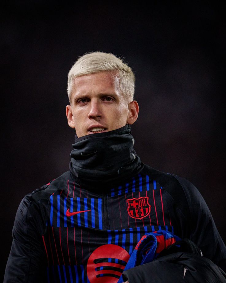  2025 wallpaper Dani Olmo