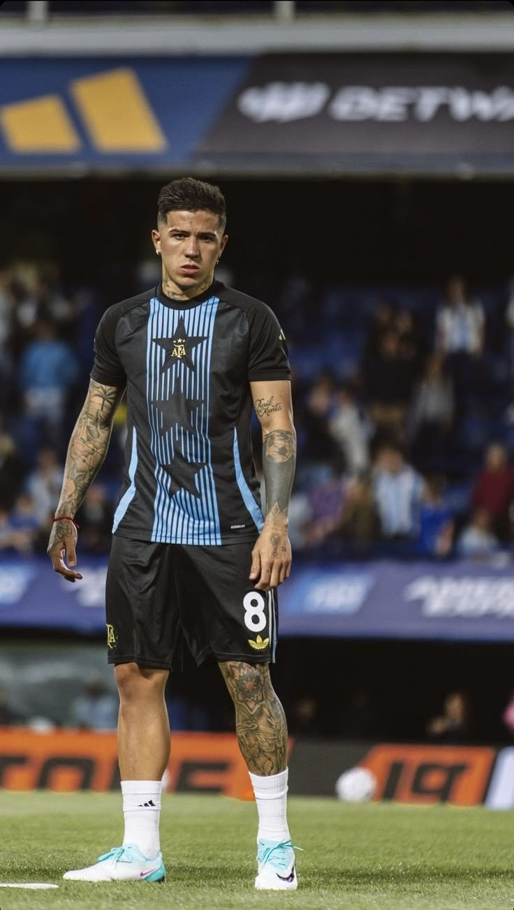 Enzo Fernandez wallpaper hd 