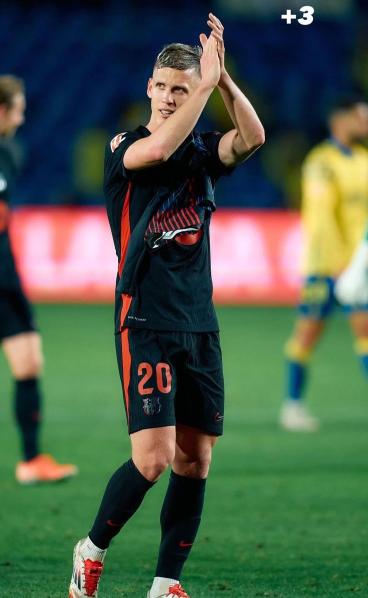 Dani Olmo Wallpapers 