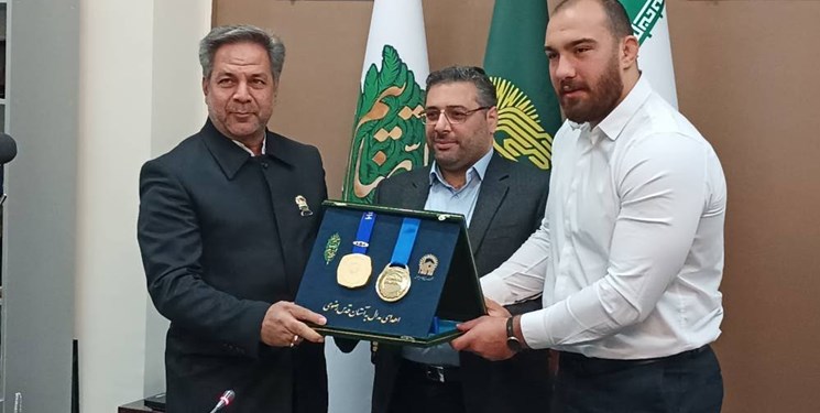 والپیپر امیرحسین زارع فوتبالی 2025 