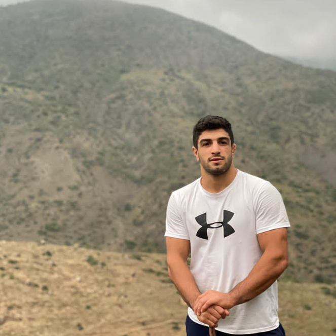 عکس پروفایل کامران قاسمپور