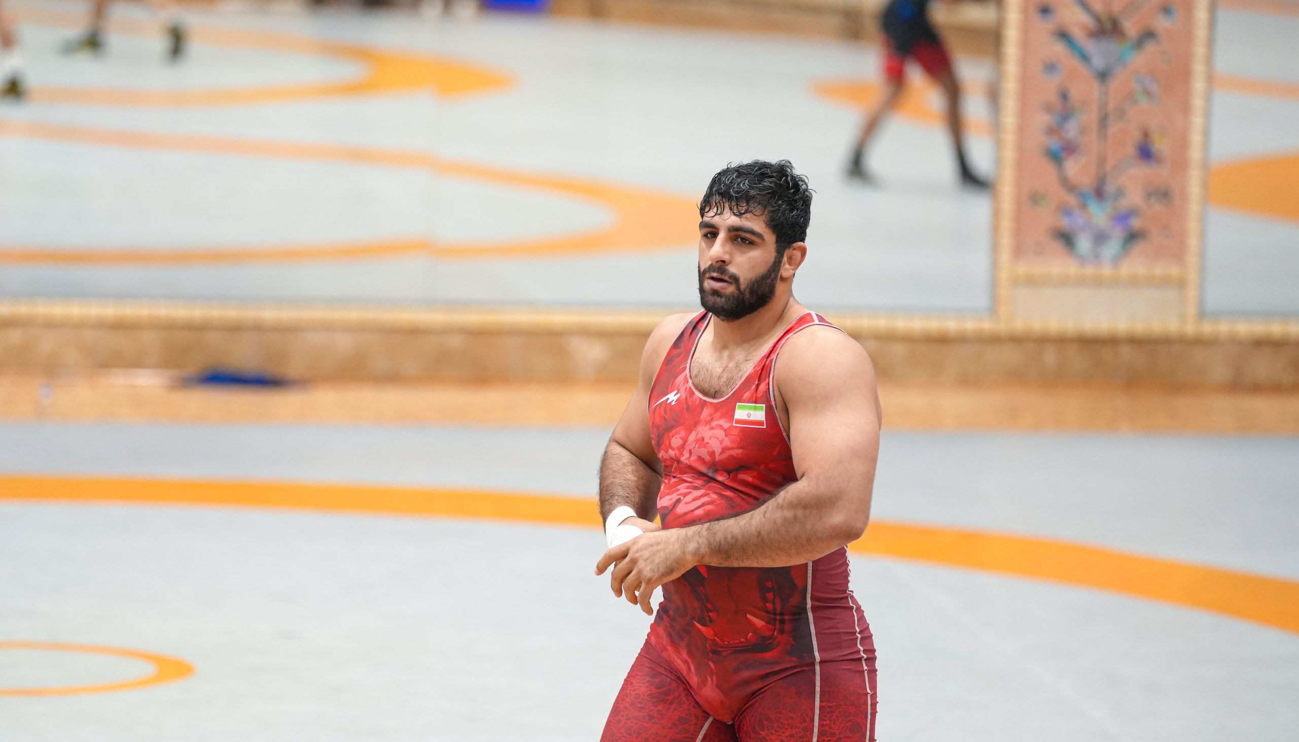 عکس هادی ساروی کشتی گیر