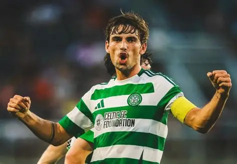 نیکو اوریلی منچسترسیتی- مگاورزش نیکو اوریلی منچسترسیتی