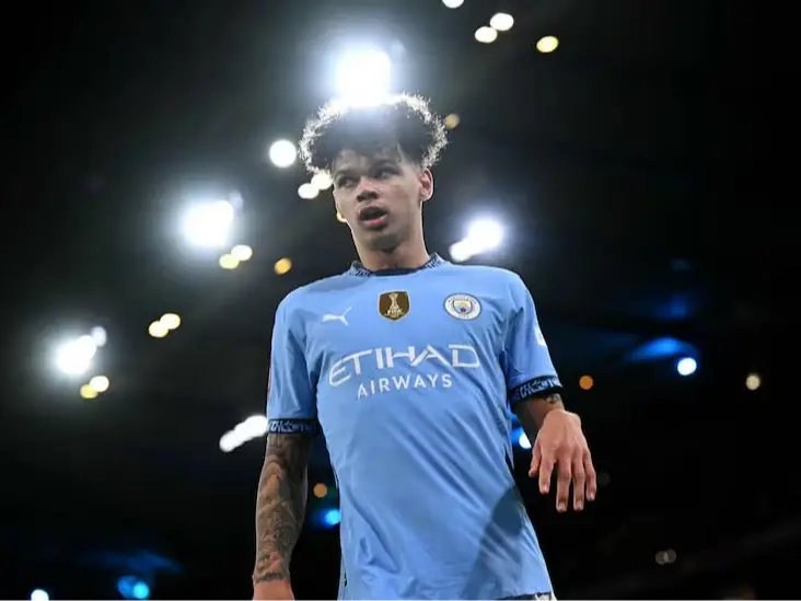 والپیپر نیکو اوریلی - مگاورزش والپیپر نیکو اوریلی