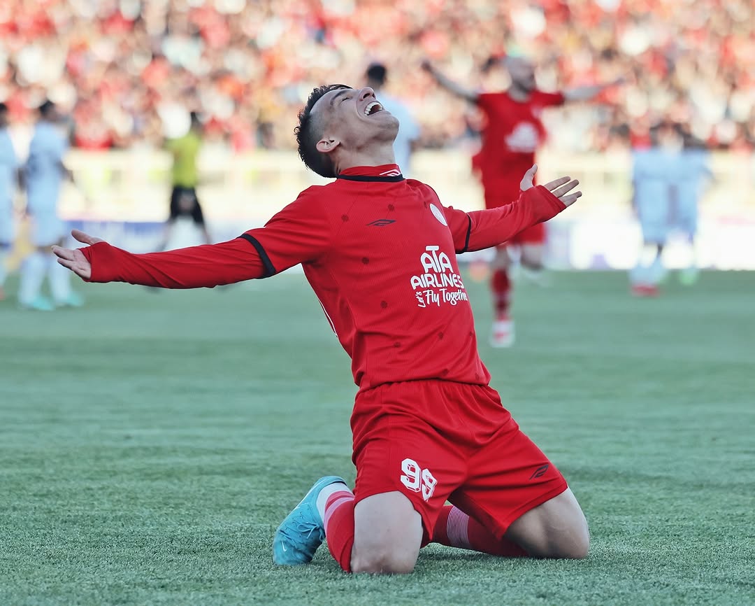 عکس امیرحسین حسین زاده فوتبالیست