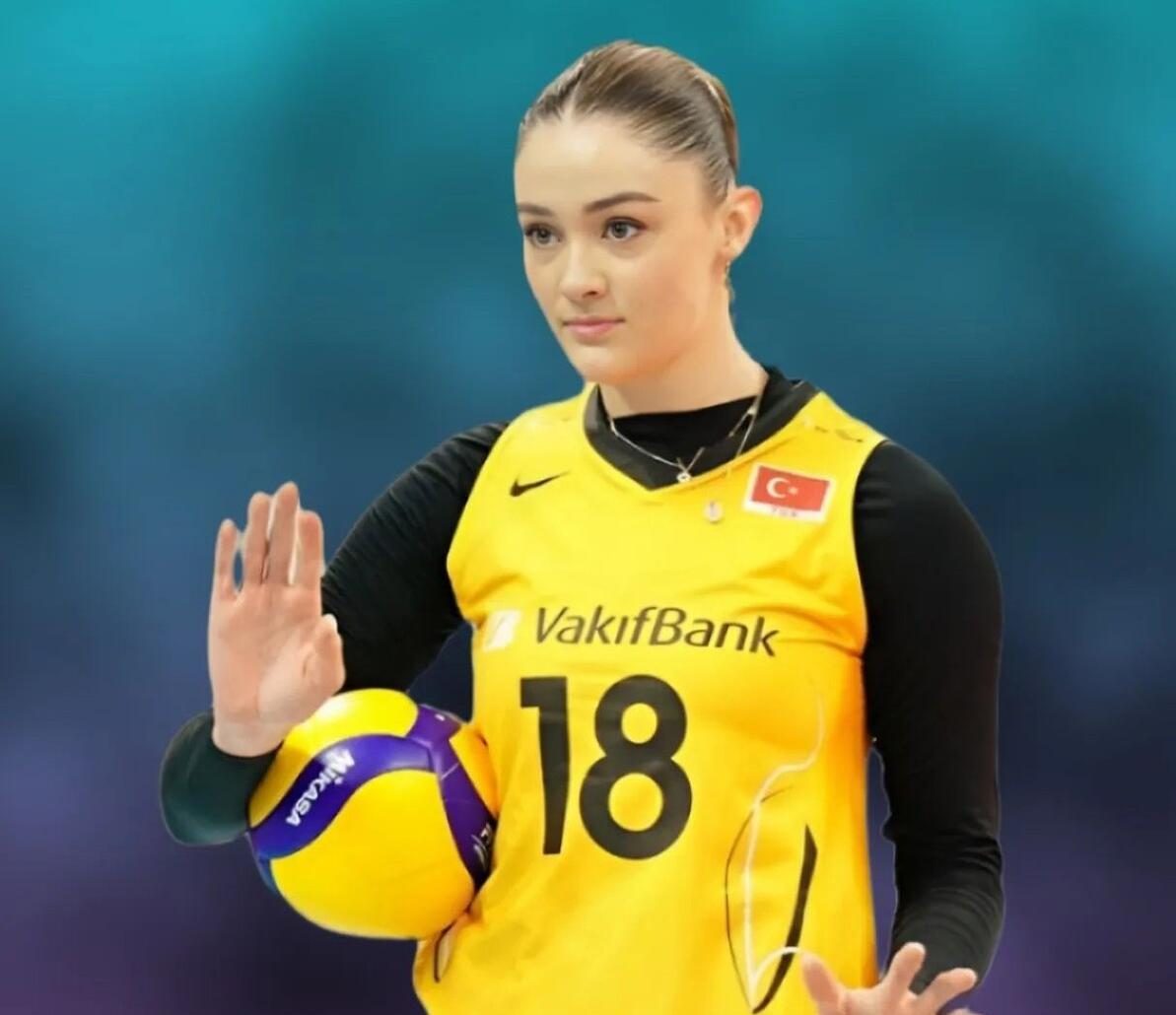 wallpaper Zahra Gunesh