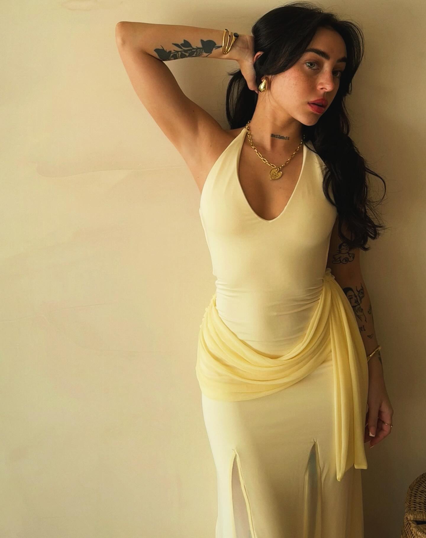 والپیپر نیکی نیکول