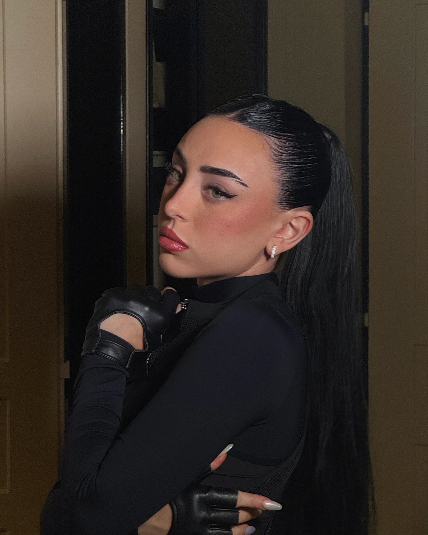 عکس جذاب نیکی نیکول