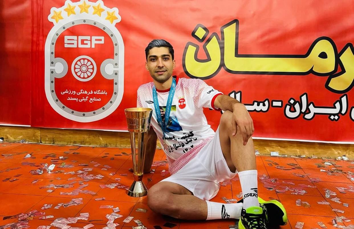 مهدی کریمی عکس