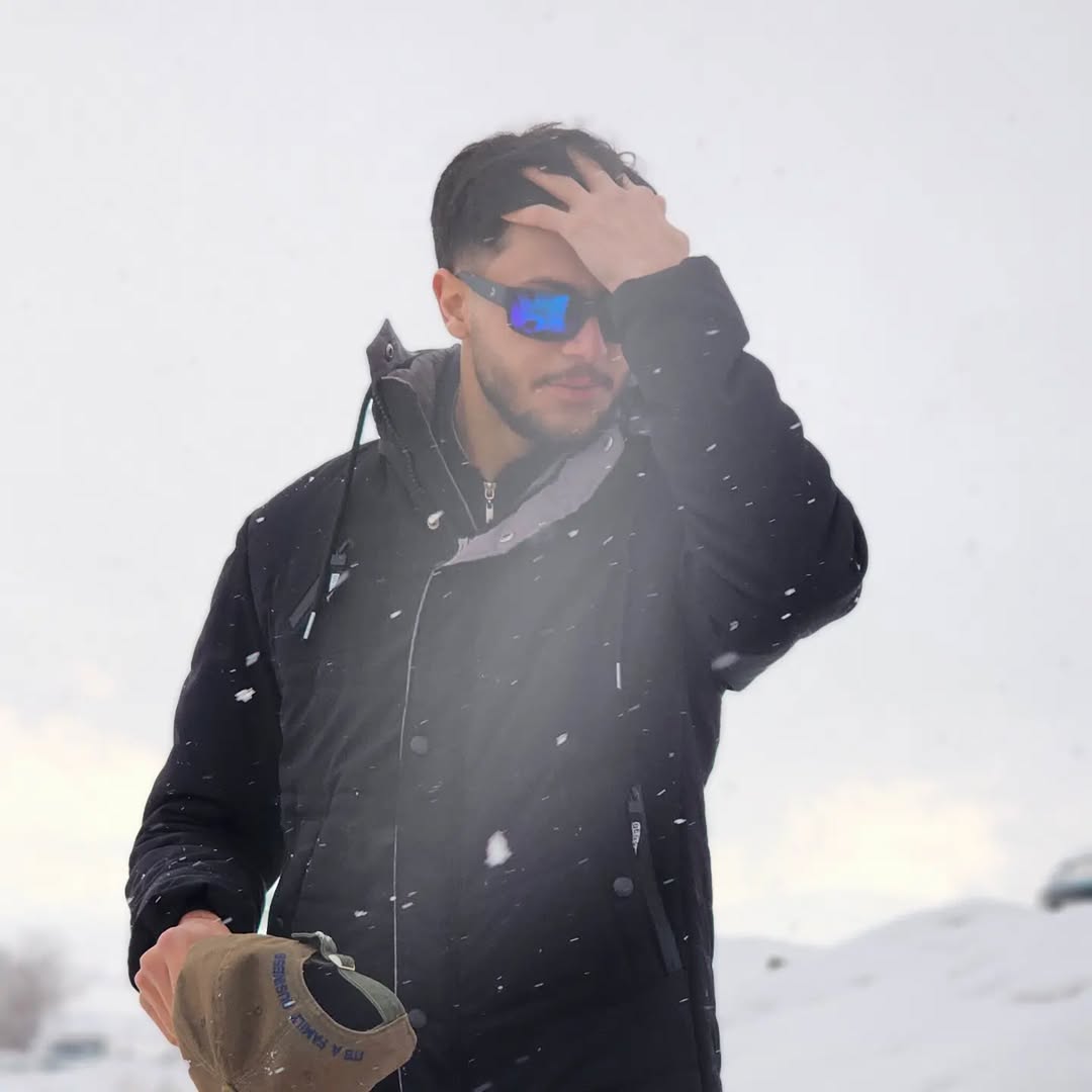 عکس جذاب علی خوش‌روش