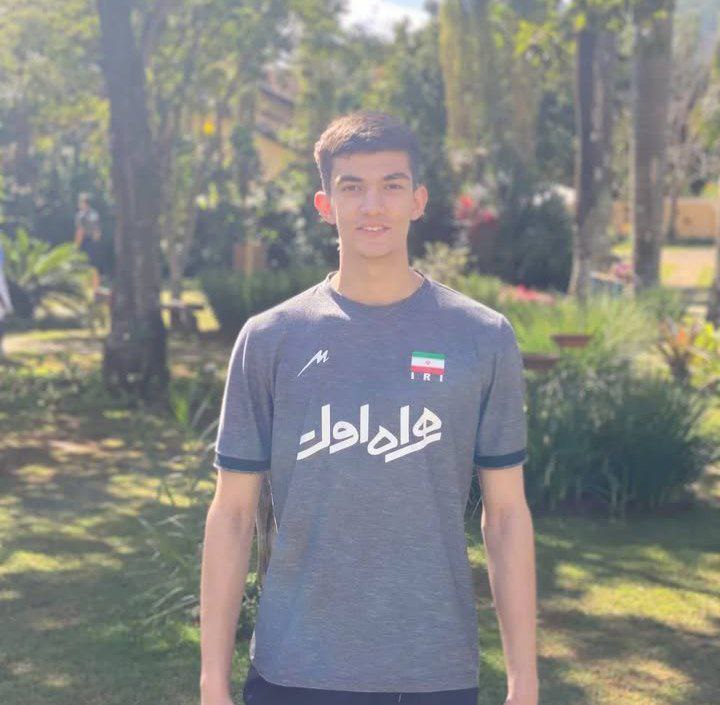 عکس طاها بهبودنیا والیبالیست