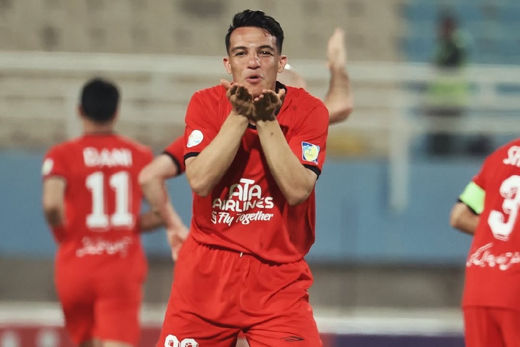 امیر حسین حسین زاده تراکتور