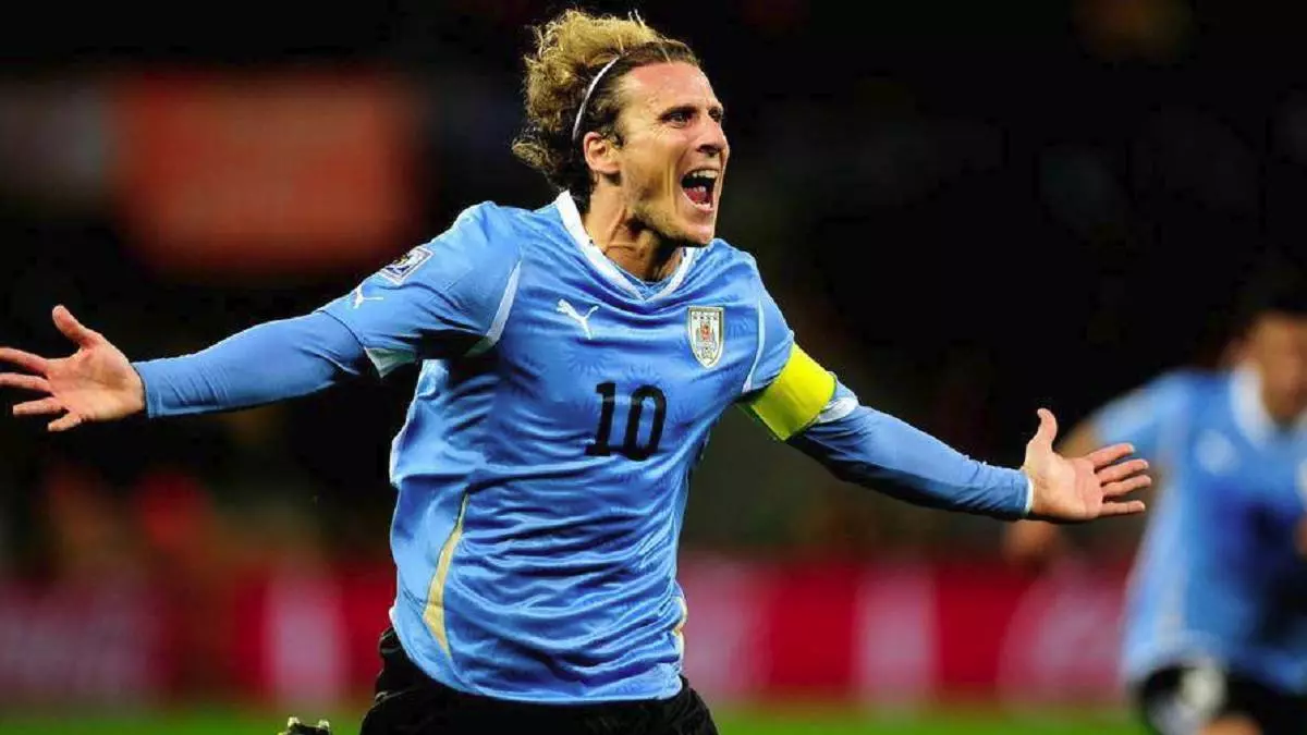 2. دیگو فورلان (Diego Forlán)