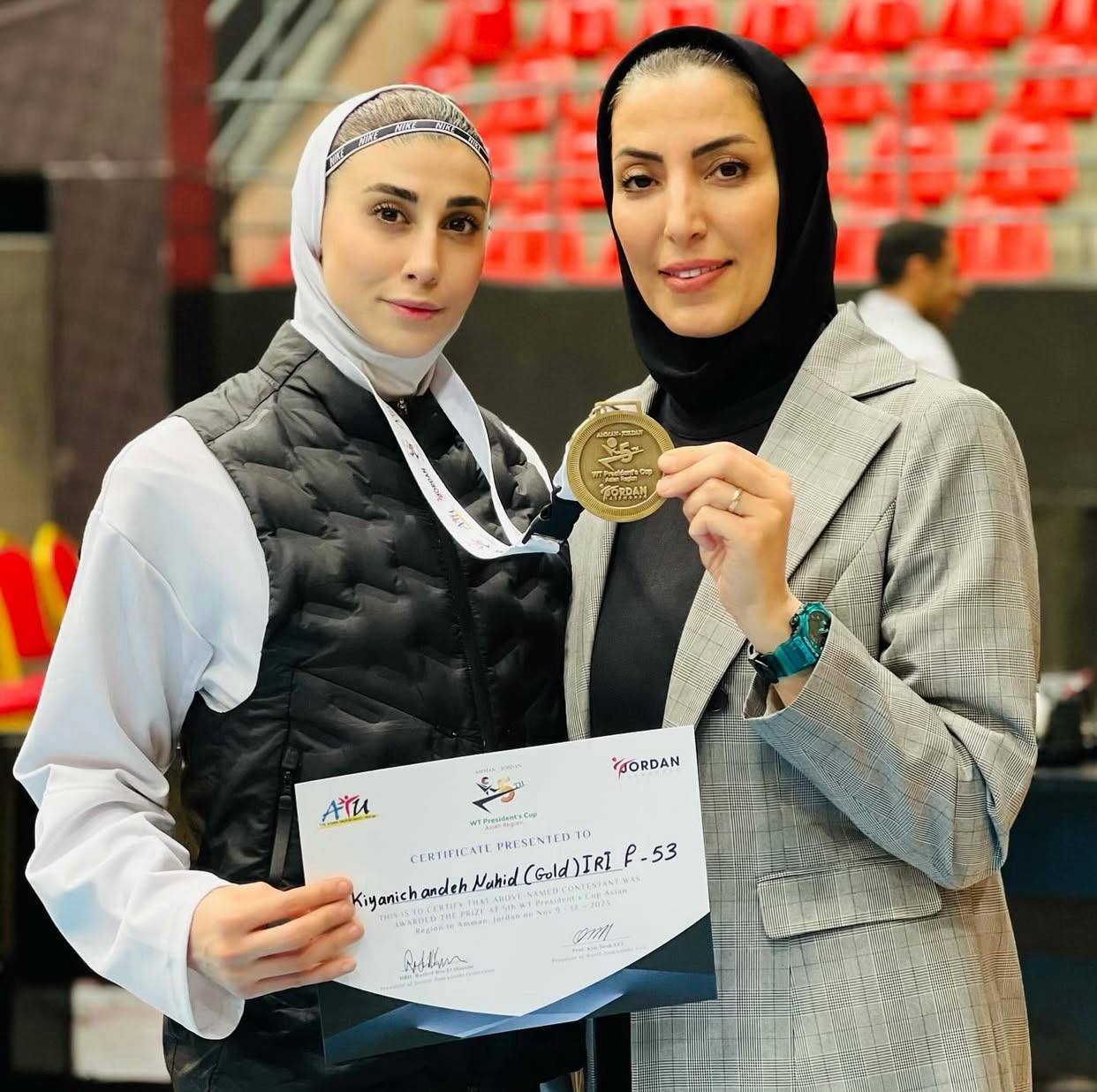 عکس جذاب ناهید کیانی