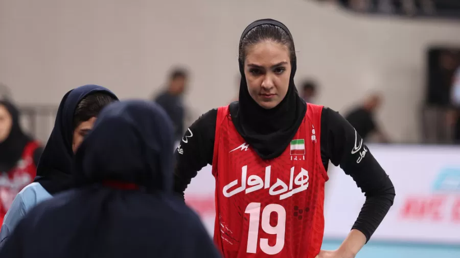 ریحانه کریمی والیبالیست