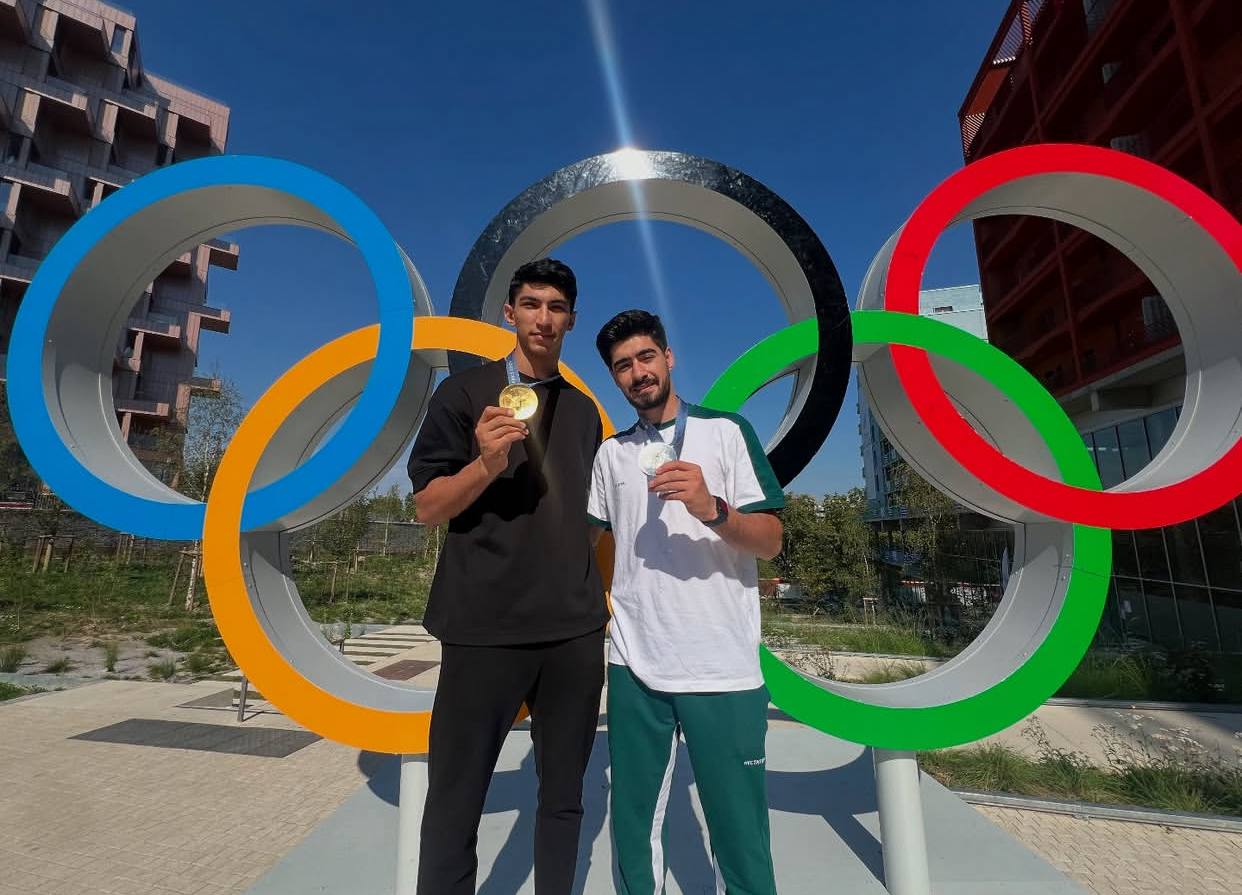 arian salimi wallpaper