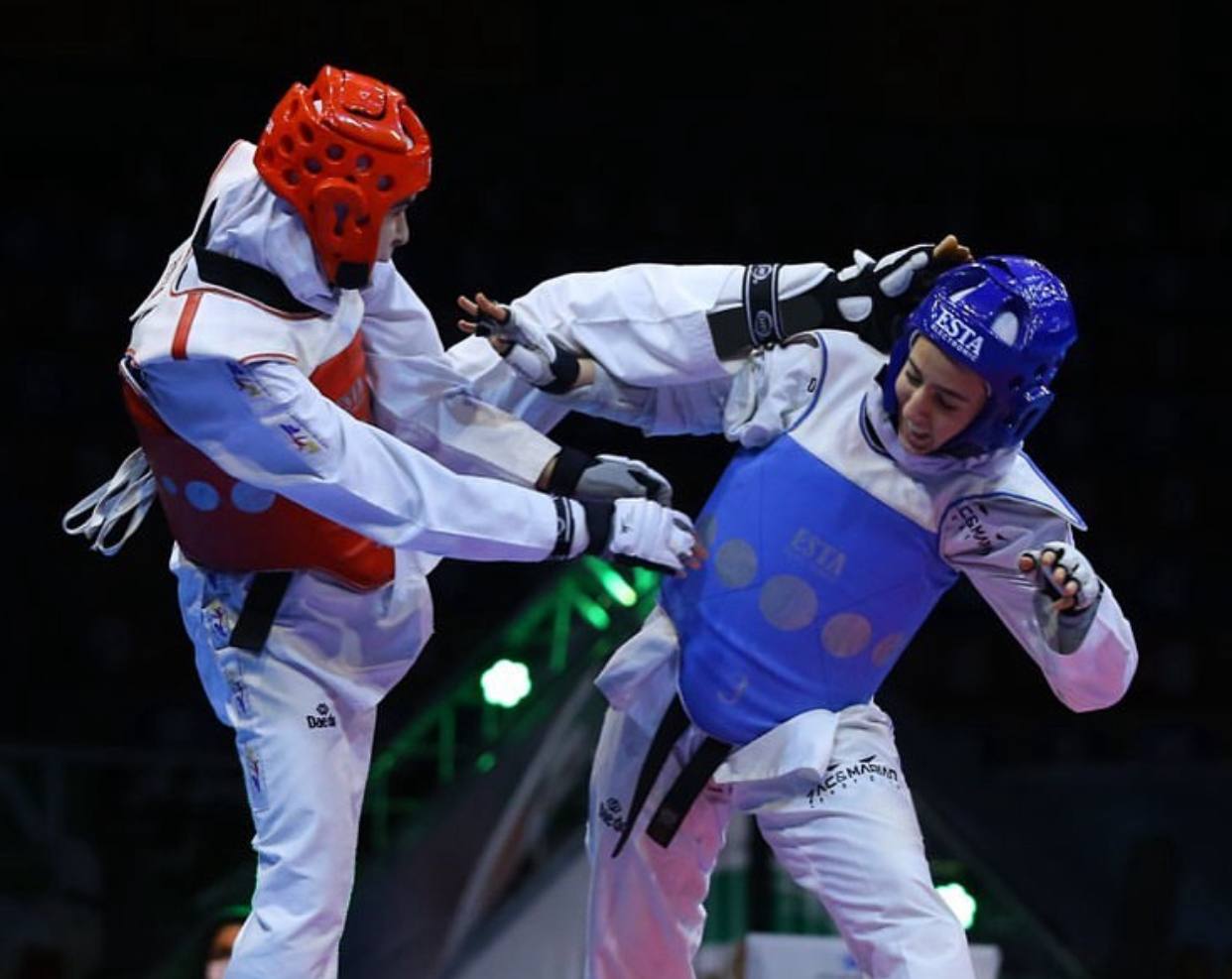 کوثر اساسه عکس