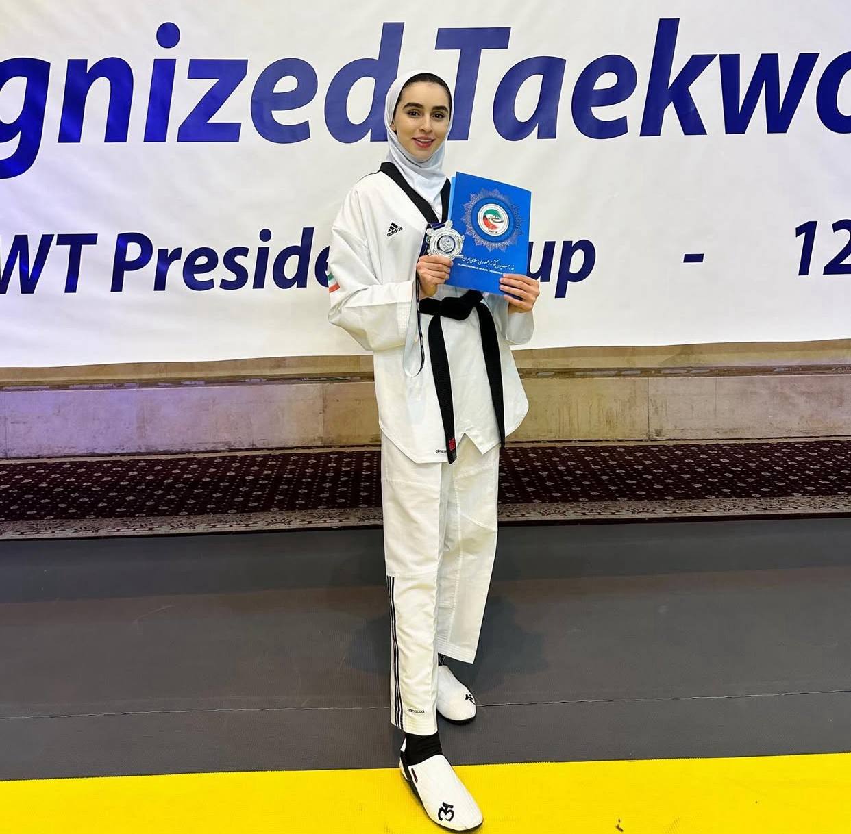 کوثر اساسه عکس