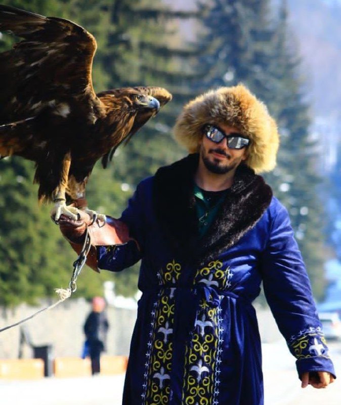 صلاح یکتا عکس