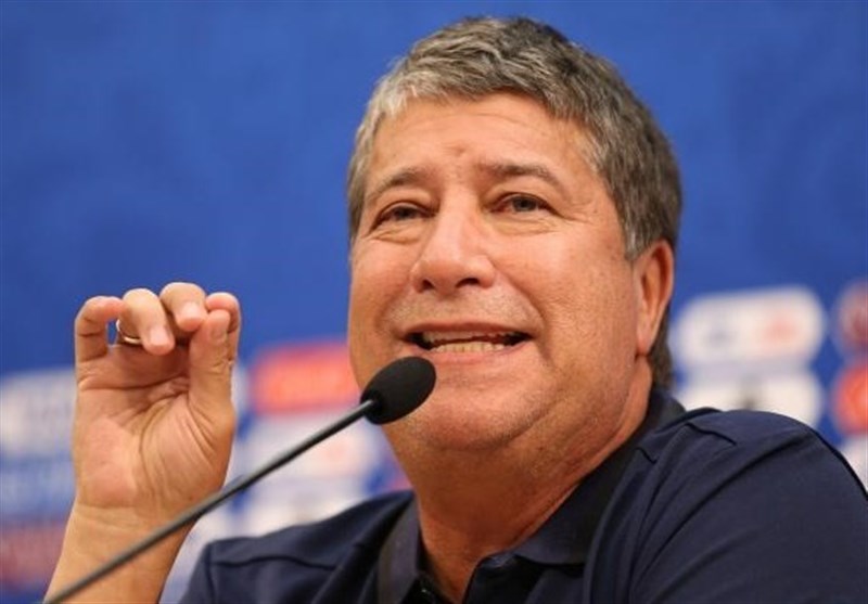 برترین مربی اکوادور در جام جهانی ۲۰۰۲ هرنان داریو گومز برترین مربی اکوادور در جام جهانی ۲۰۰۲ هرنان داریو گومز