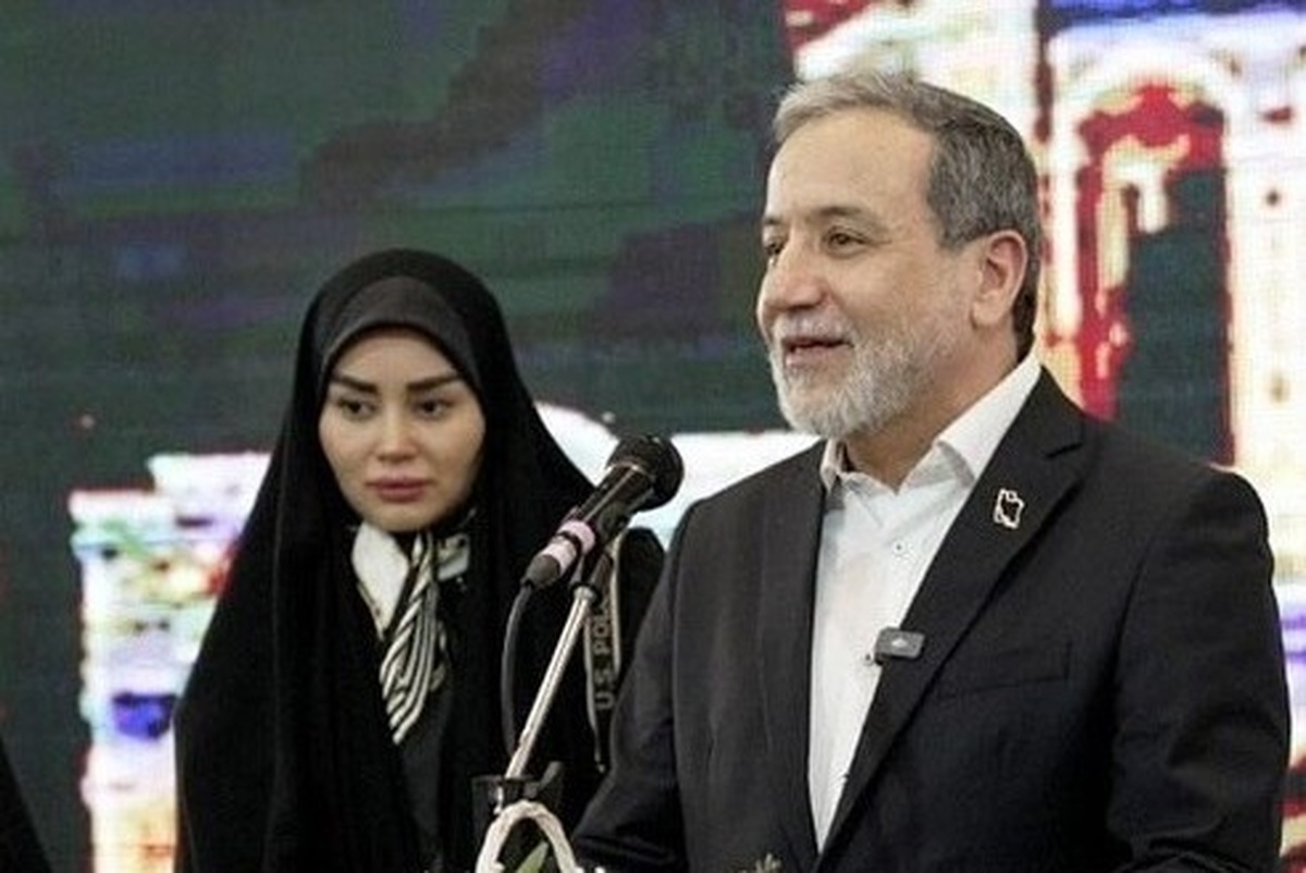 واکنش کاربران به عکس لیموزین همسر عراقچی