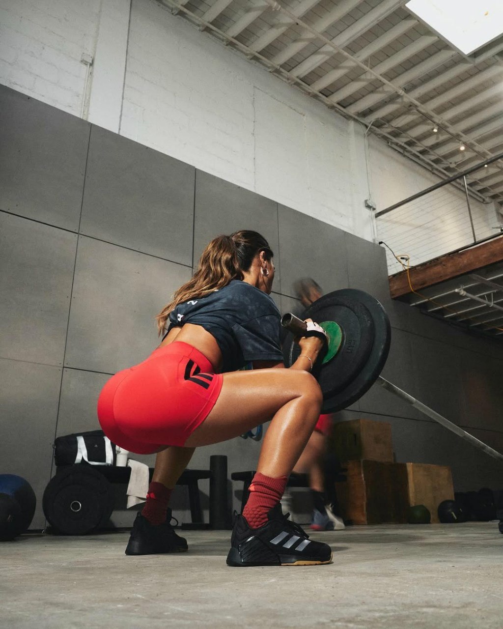 زن مسی چند سالشه