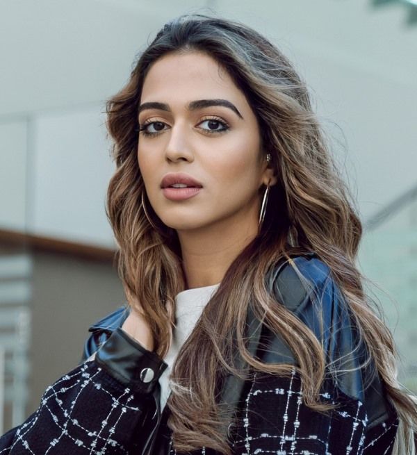 بیوگرافی جومانهخان (Jumana Khan) بیوگرافی جومانهخان (Jumana Khan)