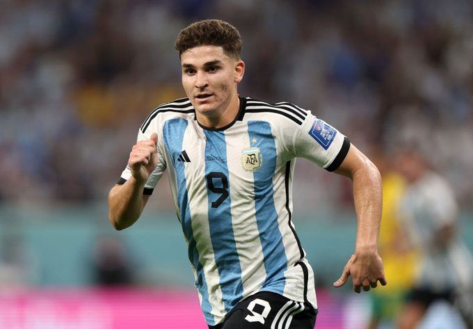 عکس های آلوارز در آرژانتین