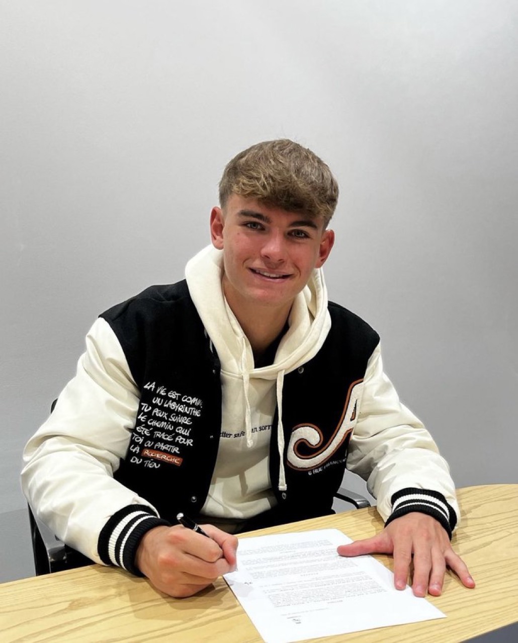 نیکو پاز عکس