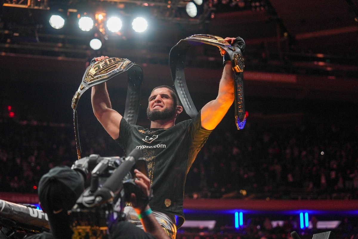 ماخاچف در مسیر قهرمانی دوباره ماخاچف در مسیر قهرمانی دوباره