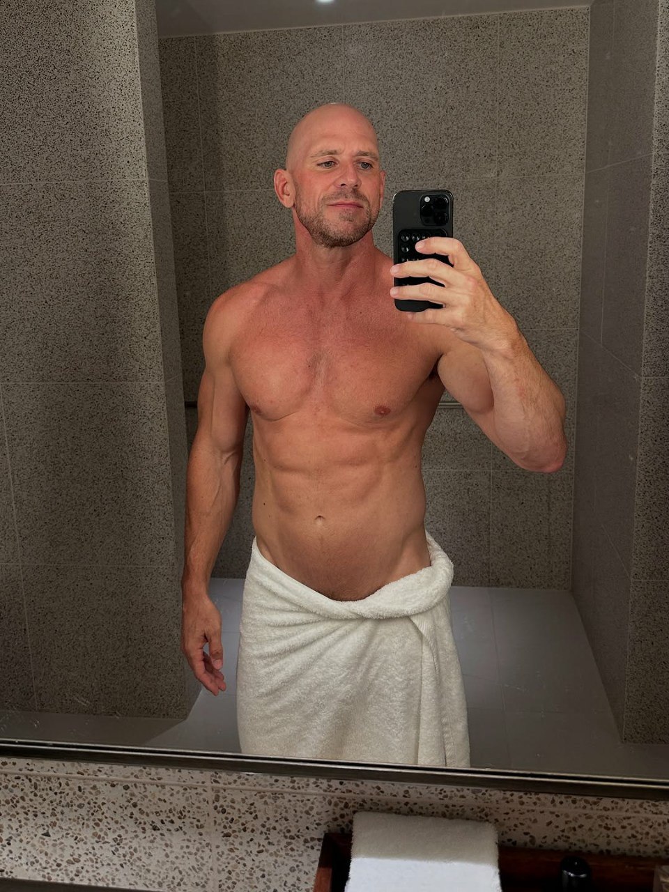 عکس سکس خشن جانی سینز