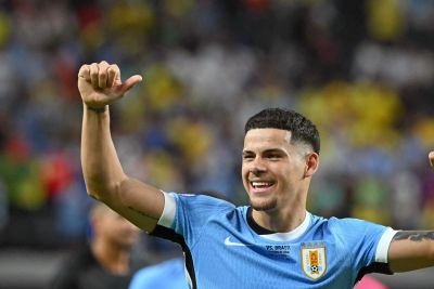 مکسیمیلیانو آراخائو