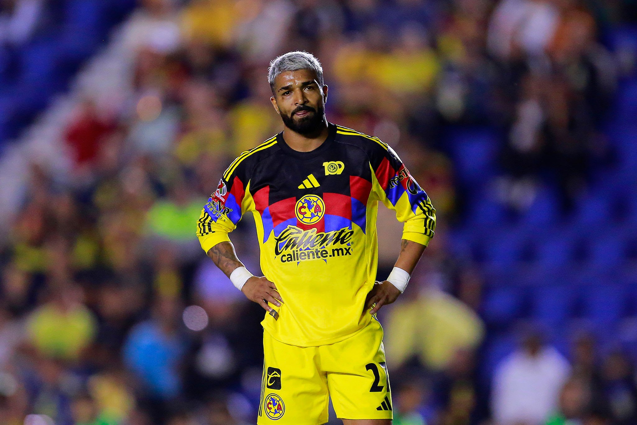 رودریگو آگیره