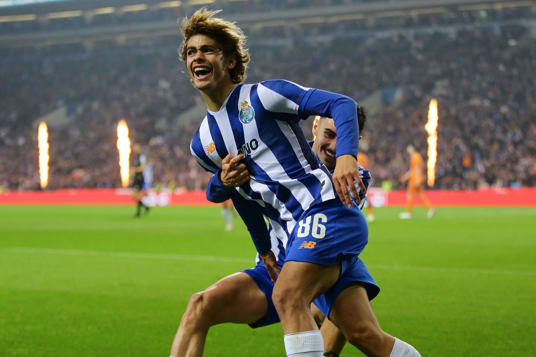 عکس های رودریگو مورا