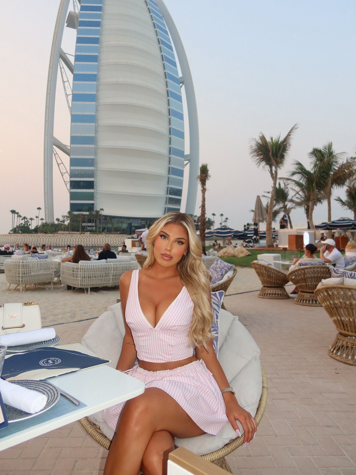 سکسی - مگاورزش سکسی