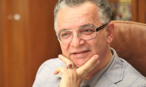 ثروت زنوزی به تومان