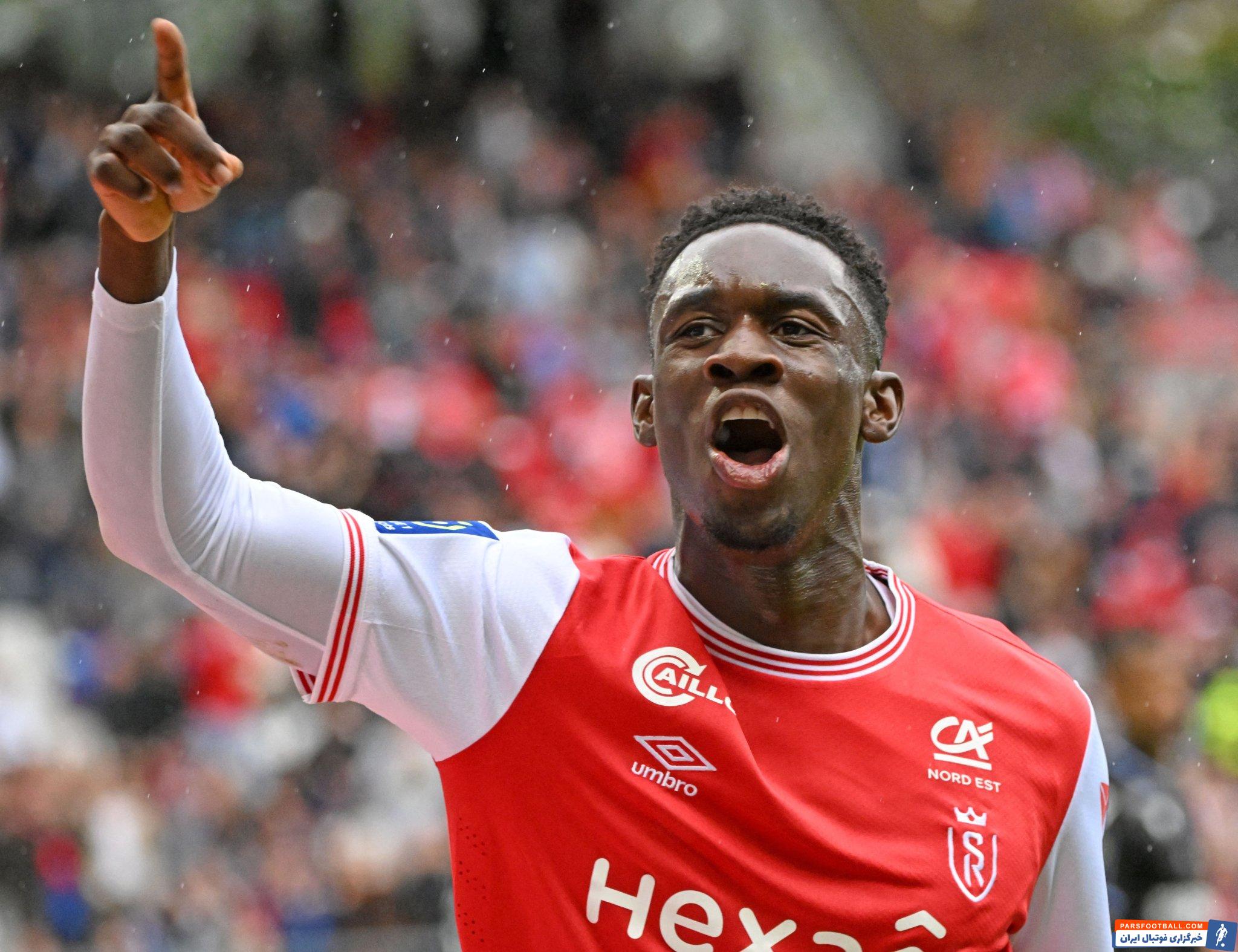 فولارین بالوگان عکس فولارین بالوگان عکس