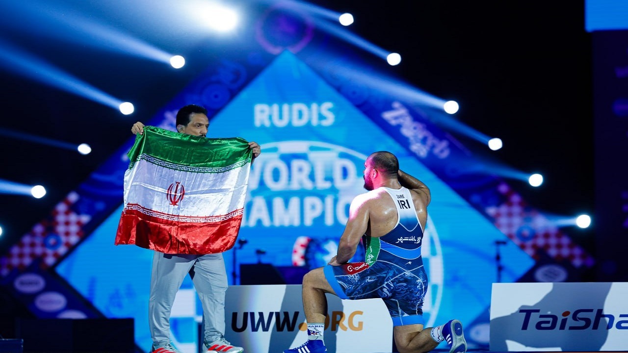 کشتی ایران در 2025 با 2 طلا درخشید کشتی ایران در 2025 با 2 طلا درخشید