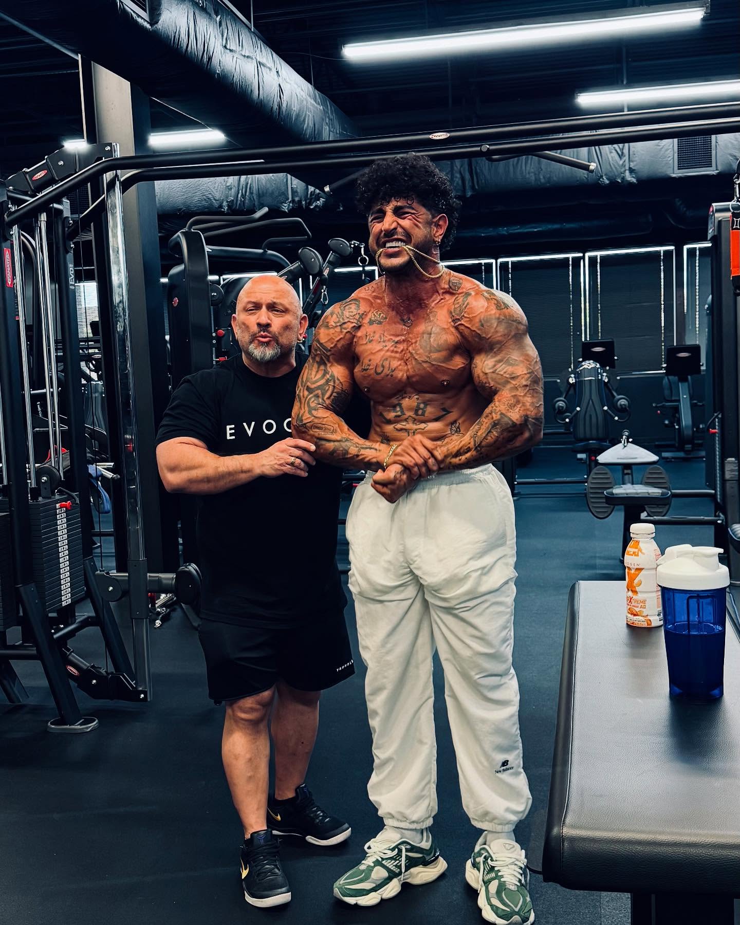 آیسان اسلامی بلاگر آیسان اسلامی بلاگر